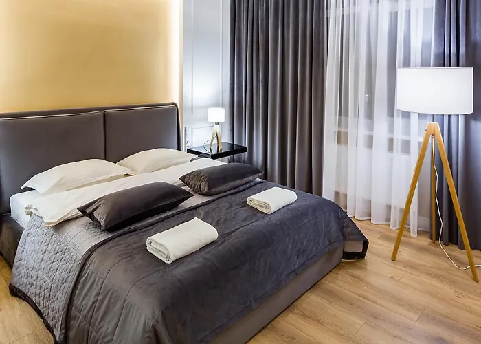 Royal Luxury Apartment On Tsehova 9
